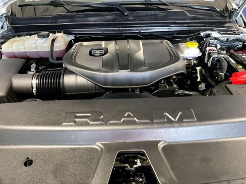 Used 2025 RAM 1500 Big Horn AWD/4WD image 29