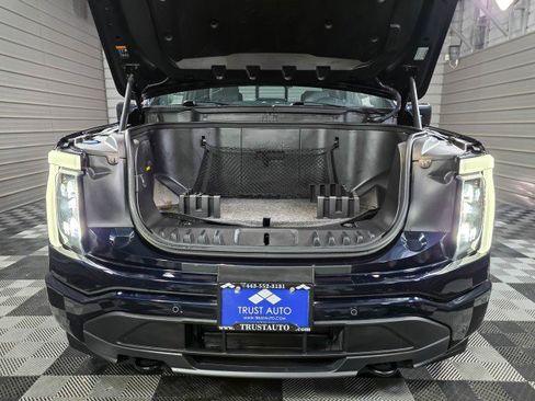 Used 2022 Ford F150 Lightning Lariat image 42