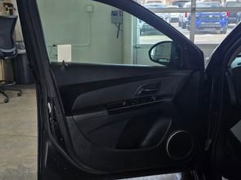 Used 2012 Chevrolet Cruze LT image 9