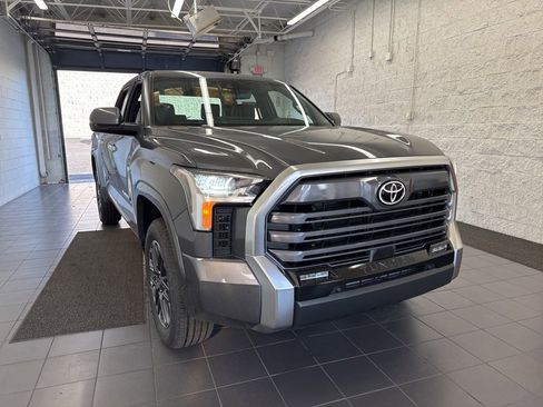 New 2026 Toyota Tundra Limited image 2