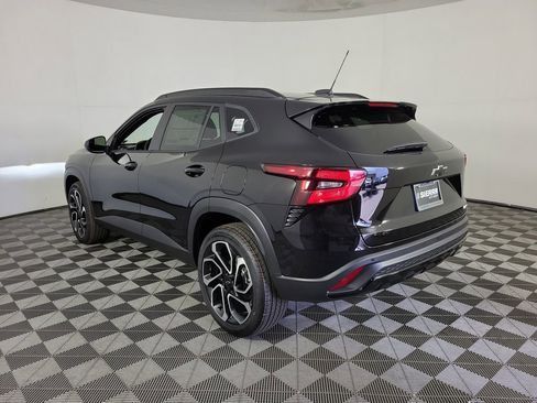 New 2026 Chevrolet Trax RS w/ Sunroof Package image 6