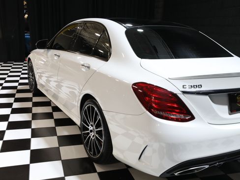 Used 2017 Mercedes-Benz C 300 4MATIC Sedan image 25