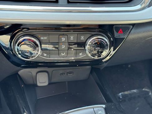New 2026 Chevrolet Trax LT w/ Driver Confidence Package FWD image 15