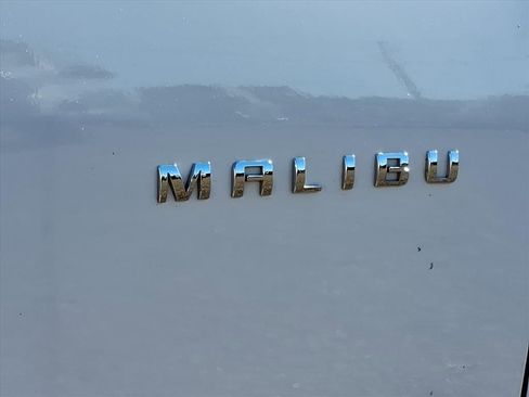 Used 2024 Chevrolet Malibu LT image 11