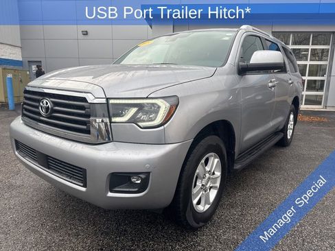 Used 2019 Toyota Sequoia SR5 image 7