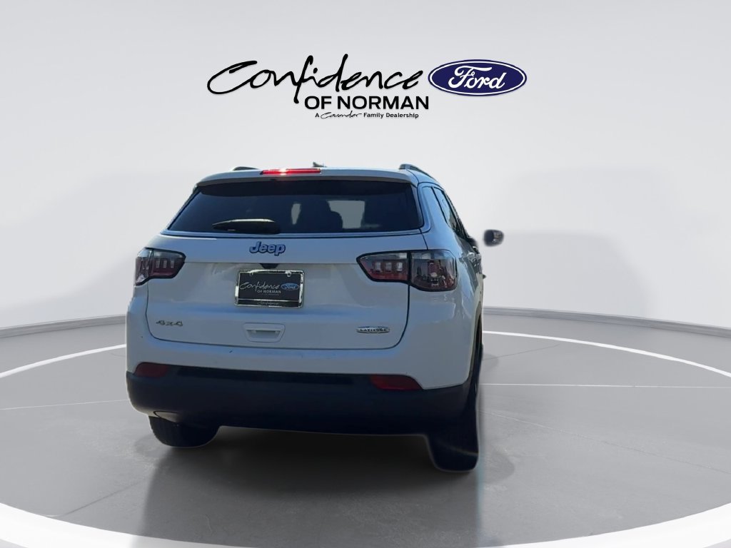 Used 2024 Jeep Compass Latitude AWD/4WD image 9