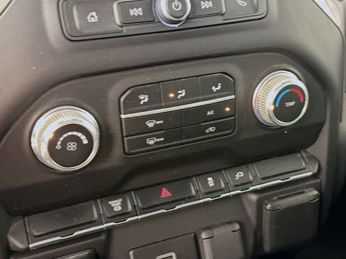 Used 2020 GMC Sierra 3500 4x4 Crew Cab w/ Convenience Package image 17