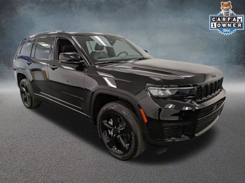Used 2024 Jeep Grand Cherokee L Altitude AWD/4WD image 3