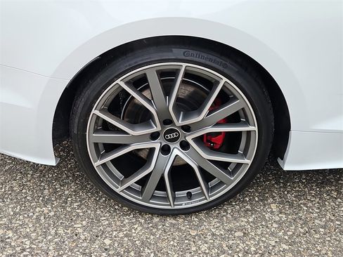 Certified 2024 Audi S5 Premium Plus image 9