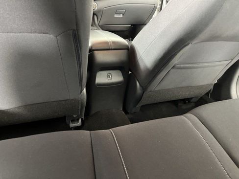 Used 2020 Nissan Sentra SV FWD image 37