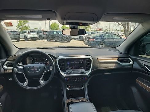 Used 2021 GMC Acadia SLE w/ Driver Convenience Package FWD image 13