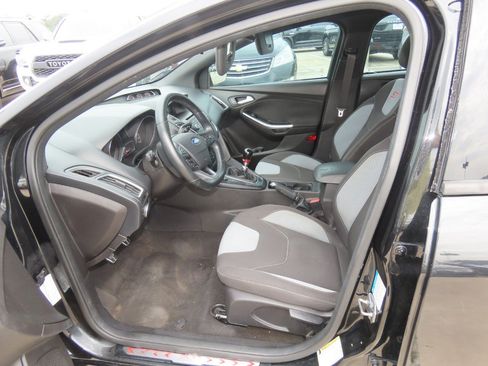 Used 2015 Ford Focus ST FWD image 25