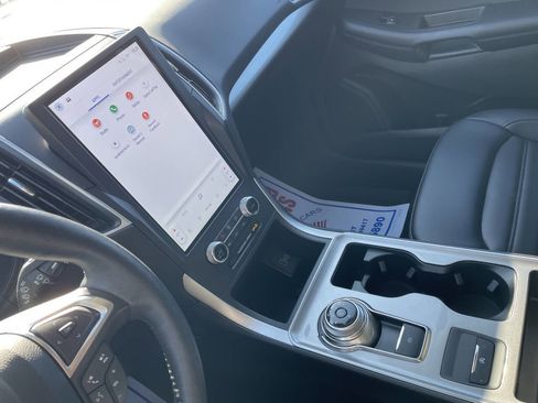 Used 2024 Ford Edge SEL w/ Convenience Package image 23