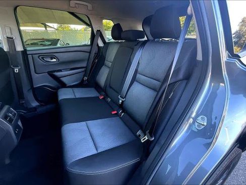 Certified 2024 Nissan Rogue SV image 18