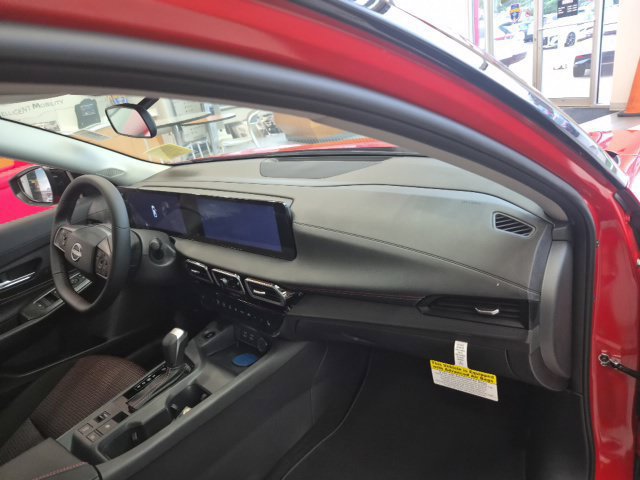 New 2027 Nissan Sentra SR w/ SR All Weather Package FWD image 18