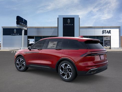 New 2026 Lincoln Nautilus Premier w/ Jet Appearance Package AWD/4WD image 4