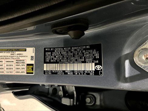Used 2022 Toyota Corolla LE FWD image 18