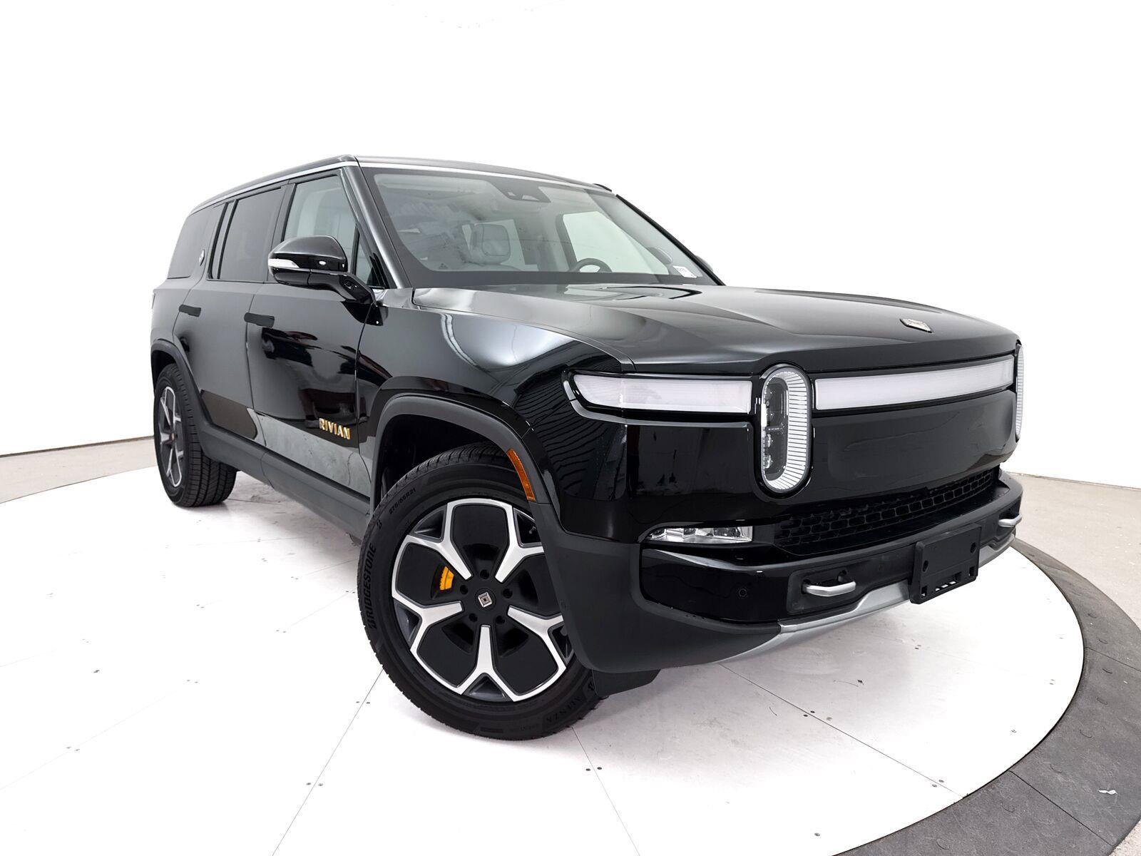 Used 2023 Rivian R1S Launch Edition Quad AWD/4WD image 1