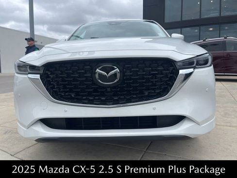 New 2025 MAZDA CX-5 AWD 2.5 S w/ Premium Plus Pkg image 2