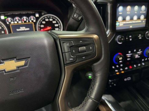 Used 2021 Chevrolet Silverado 1500 High Country w/ Z71 Off-Road Package AWD/4WD image 30