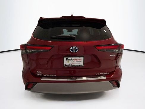 Used 2020 Toyota Highlander Platinum AWD/4WD image 6