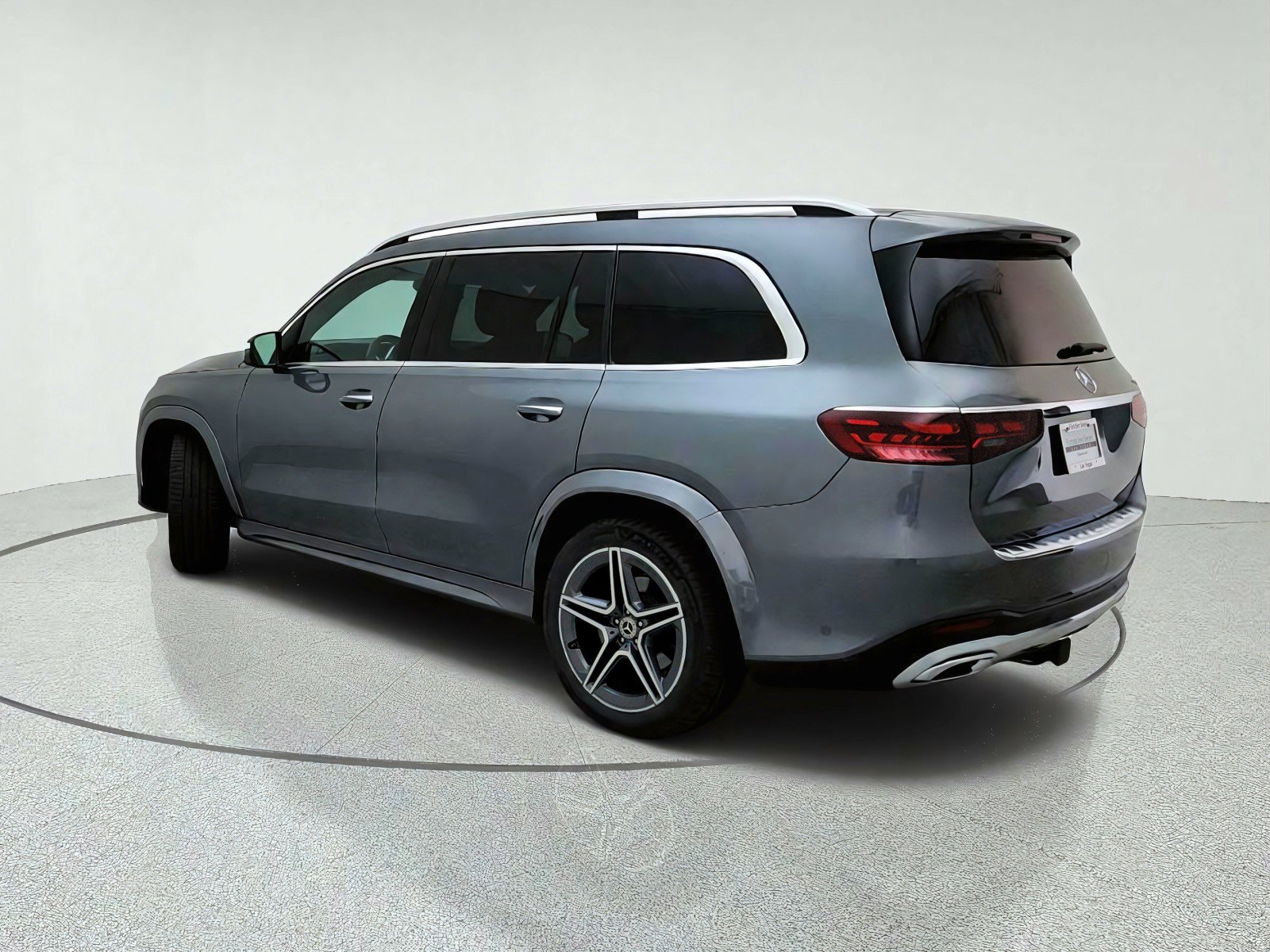 Used 2024 Mercedes-Benz GLS 450 4MATIC image 12