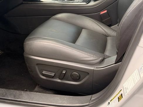 Used 2025 MAZDA CX-30 AWD 2.5 S w/ Preferred Package image 23