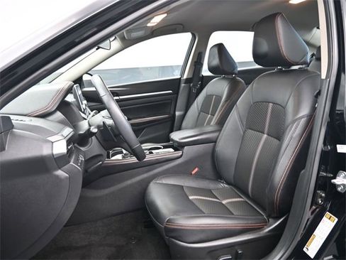 Certified 2024 Nissan Altima 2.5 SR image 18