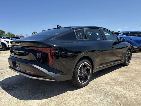 New 2025 Kia K4 EX image 4