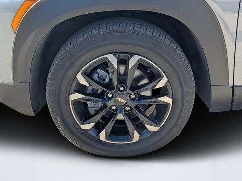 Used 2021 Chevrolet TrailBlazer LT w/ Convenience Package image 10
