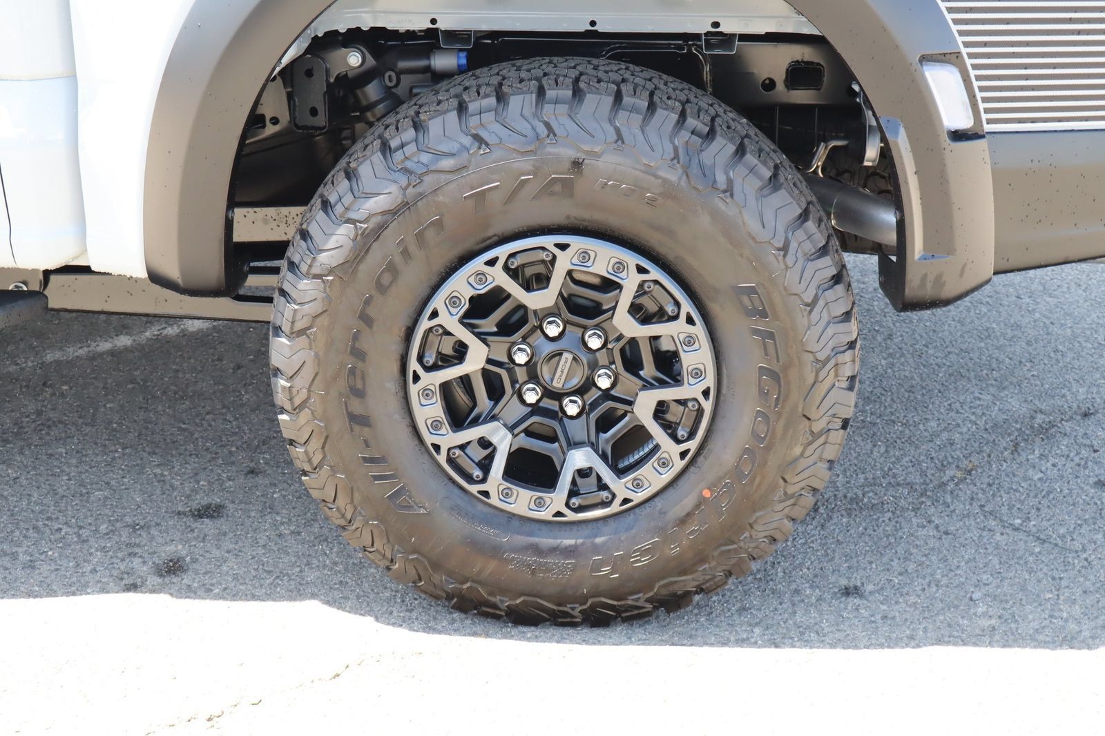 New 2026 Ford F150 Raptor w/ Equipment Group 803A Raptor R AWD/4WD image 13