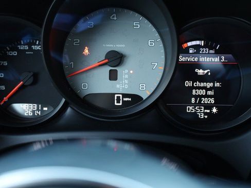 Used 2016 Porsche Macan S image 32