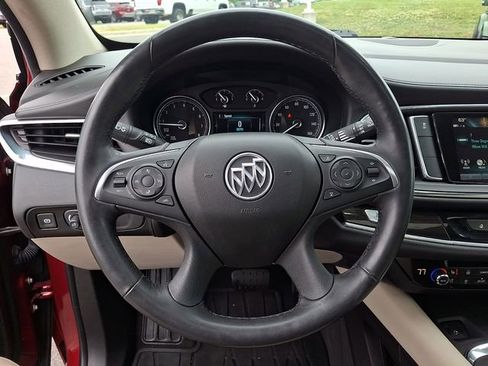 Used 2018 Buick Enclave Premium FWD image 17
