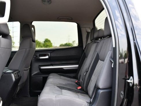 Used 2017 Toyota Tundra SR5 w/ SR5 Upgrade Package AWD/4WD image 14