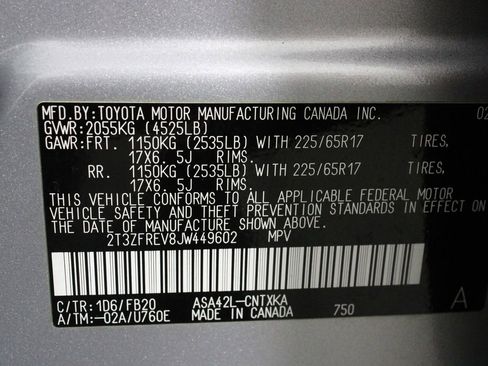 Used 2018 Toyota RAV4 LE image 16