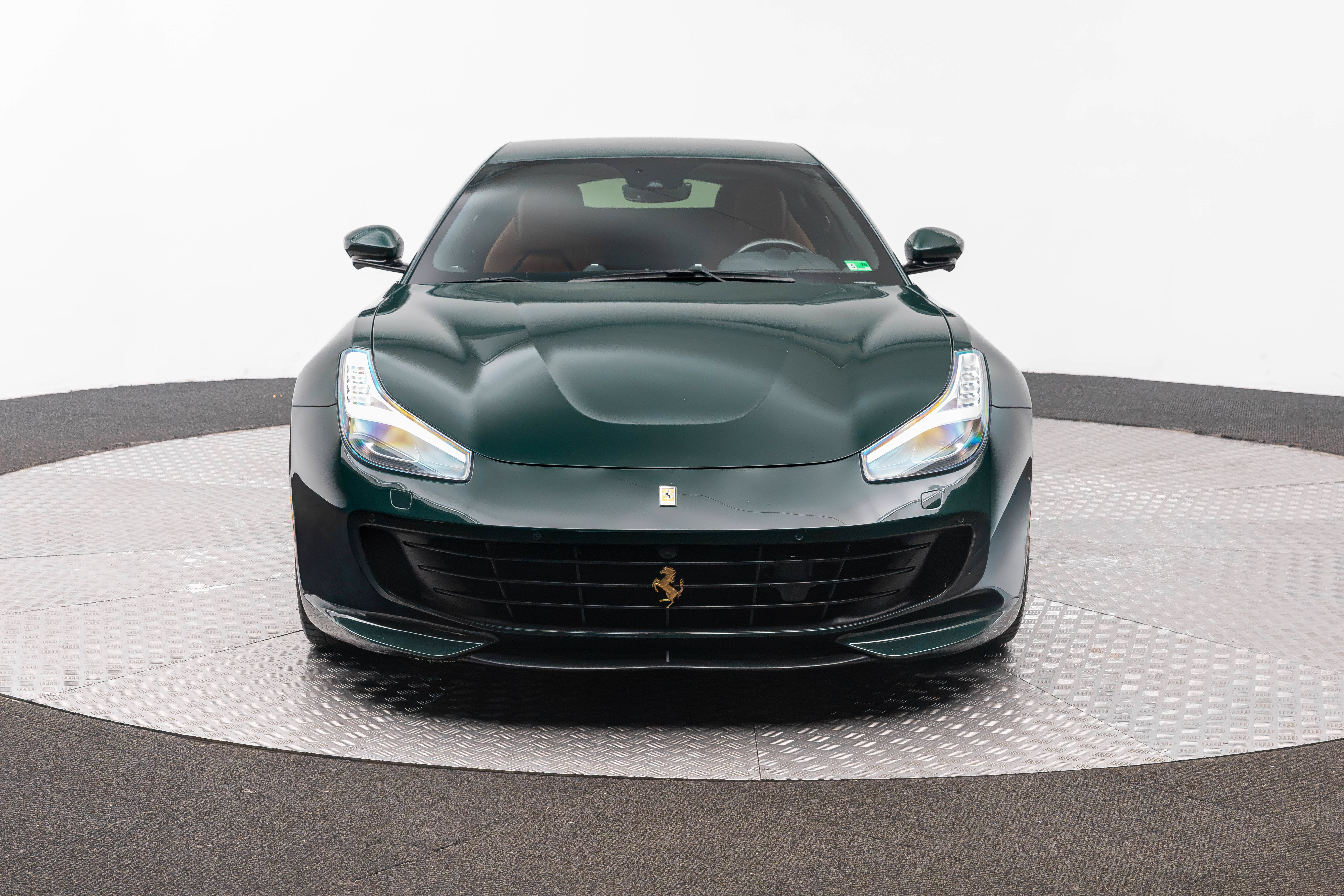Used 2019 Ferrari GTC4Lusso AWD/4WD image 10
