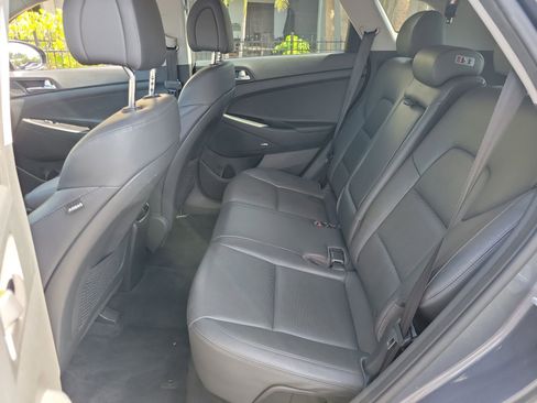 Used 2018 Hyundai Tucson Limited w/ Cargo Package FWD image 18