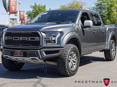 Used 2019 Ford F150 Raptor w/ Equipment Group 802A Luxury AWD/4WD image 17