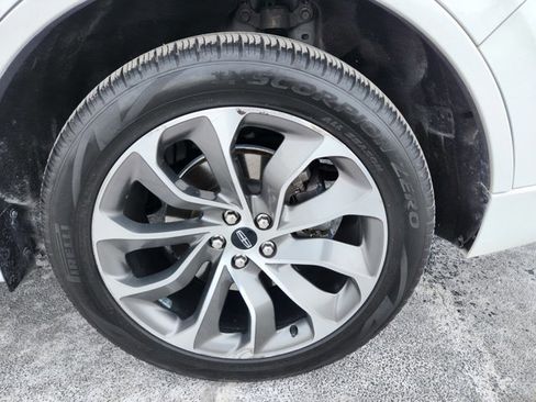 Used 2021 Lincoln Aviator Grand Touring w/ Elements Package Plus image 48