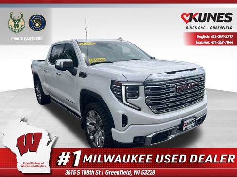 Used 2024 GMC Sierra 1500 Denali AWD/4WD image 1