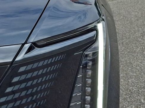 Certified 2026 Cadillac Escalade IQ Sport 1 AWD/4WD image 7