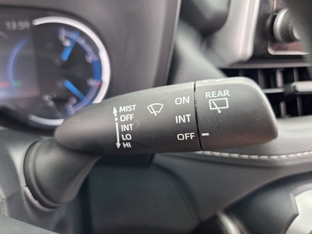 Used 2024 Toyota RAV4 LE AWD/4WD image 27