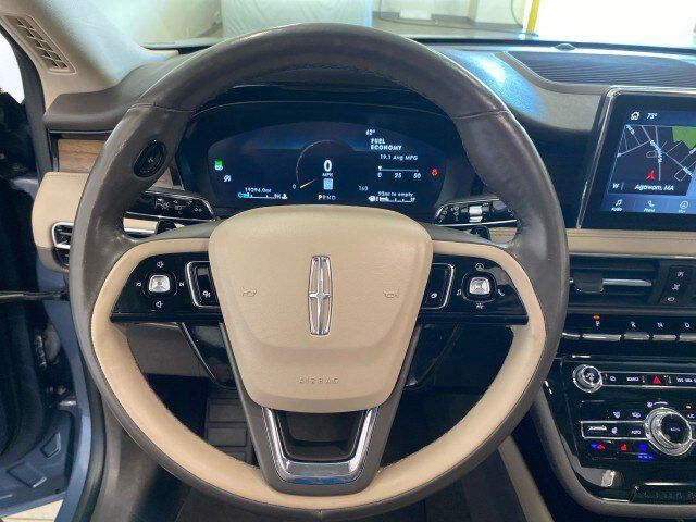 Used 2022 Lincoln Corsair Reserve w/ Equipment Group 201A AWD/4WD image 17