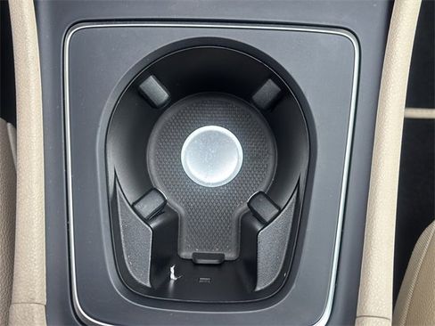 Used 2016 Mercedes-Benz GLA 250 image 30