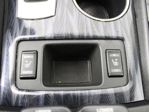 Used 2018 Nissan Altima 2.5 SL w/ 2.5 SL Technology Package image 22