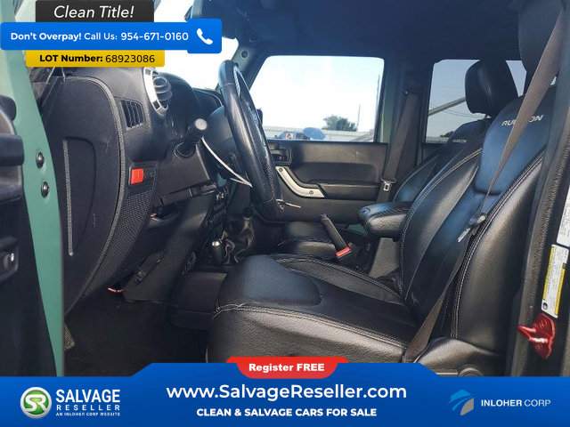 Used 2014 Jeep Wrangler Unlimited Rubicon AWD/4WD image 9