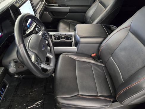 Certified 2024 Ford F250 Lariat w/ Lariat Ultimate Package AWD/4WD image 14