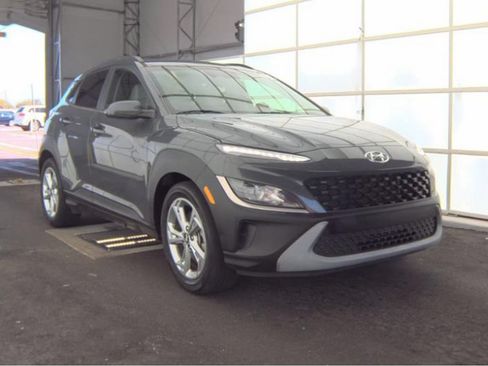 Used 2023 Hyundai Kona SEL AWD/4WD image 4