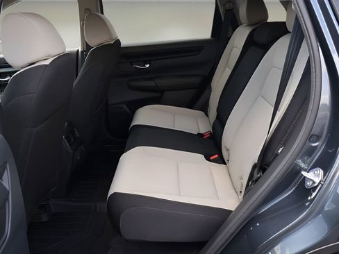 Used 2024 Honda CR-V EX image 12