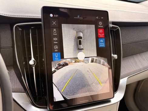 New 2026 Volvo XC90 B6 Ultra w/ Lounge Package image 31